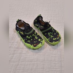 Kids Black and Green Water Shoes Size US 9.5